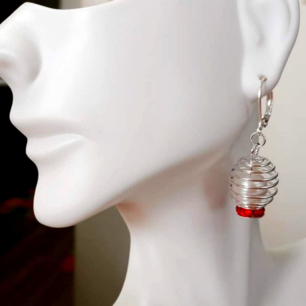 Elegant and casual, handcrafted in silver plated stainless steel.